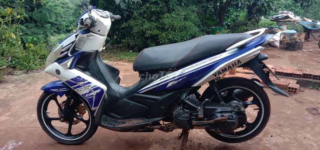 Yamaha Nouvo 5 Trắng Xanh. Mua bán Xe máy tại Huyện Ea H'leo Đắk Lắk được đăng bởi Phạm Hiếu hình 1