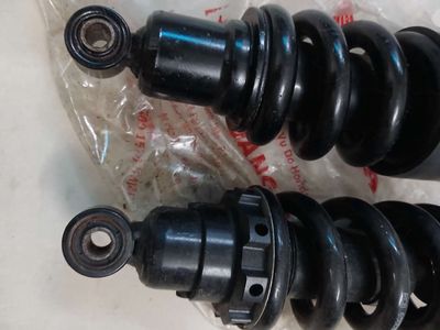 Phuộc xe máy RCB Winner Đen Kim loại