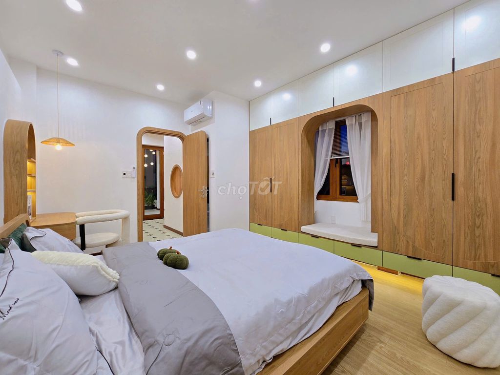 Furnished 3-storey house off Ông Ích Khiêm — photo 11