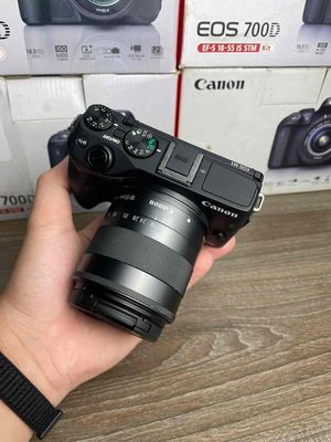 Canon M3 18-5 IS STM