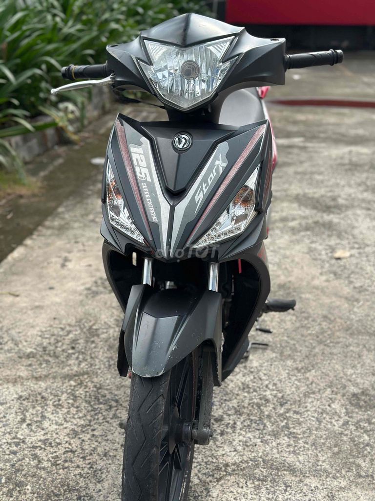 SYM StarX 125 Fi 2017 Черный инжектор