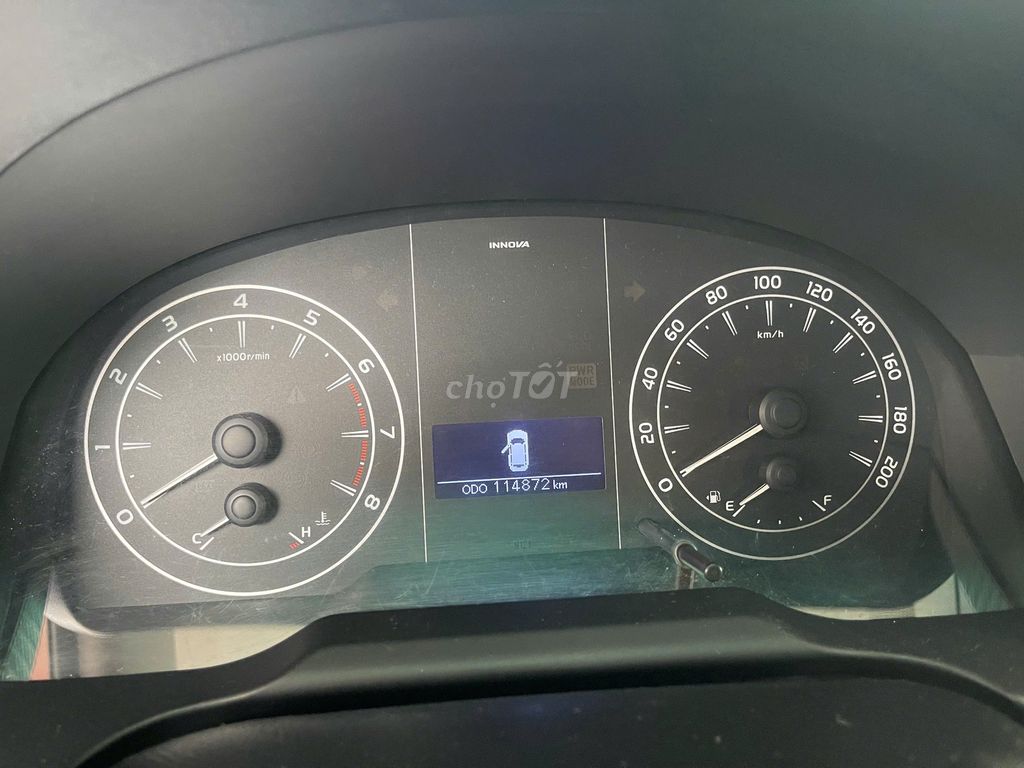 Toyota Innova E 2019 МКПП, редкий белый цвет