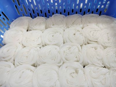 TUYỂN NHÂN VIÊN CHẠY HÀNG BẰNG ÔTÔ