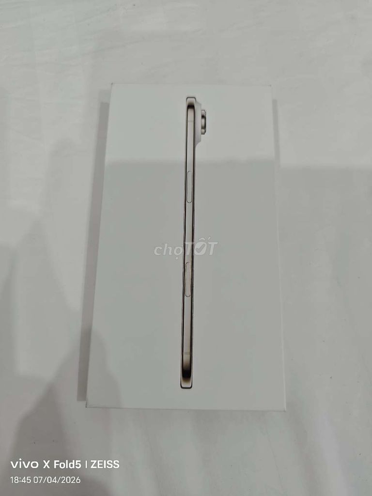 Apple iPhone Air 256GB Vàng Mới. Mua bán Điện thoại tại Thành phố Buôn Ma Thuột Đắk Lắk được đăng bởi nguyen hình 1