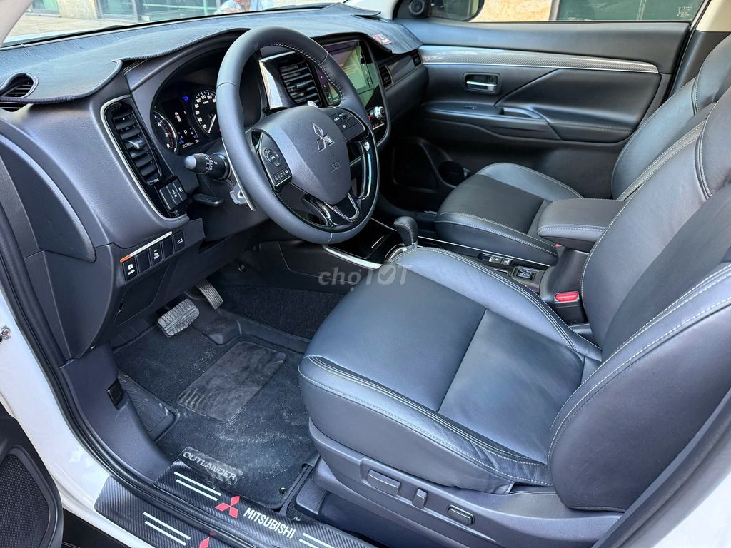 Mitsubishi Outlander Premium 2.0 CVT 2021. Mua bán Ô tô tại Quận Long Biên Hà Nội được đăng bởi PHÚC LÂM  AUTO hình 10