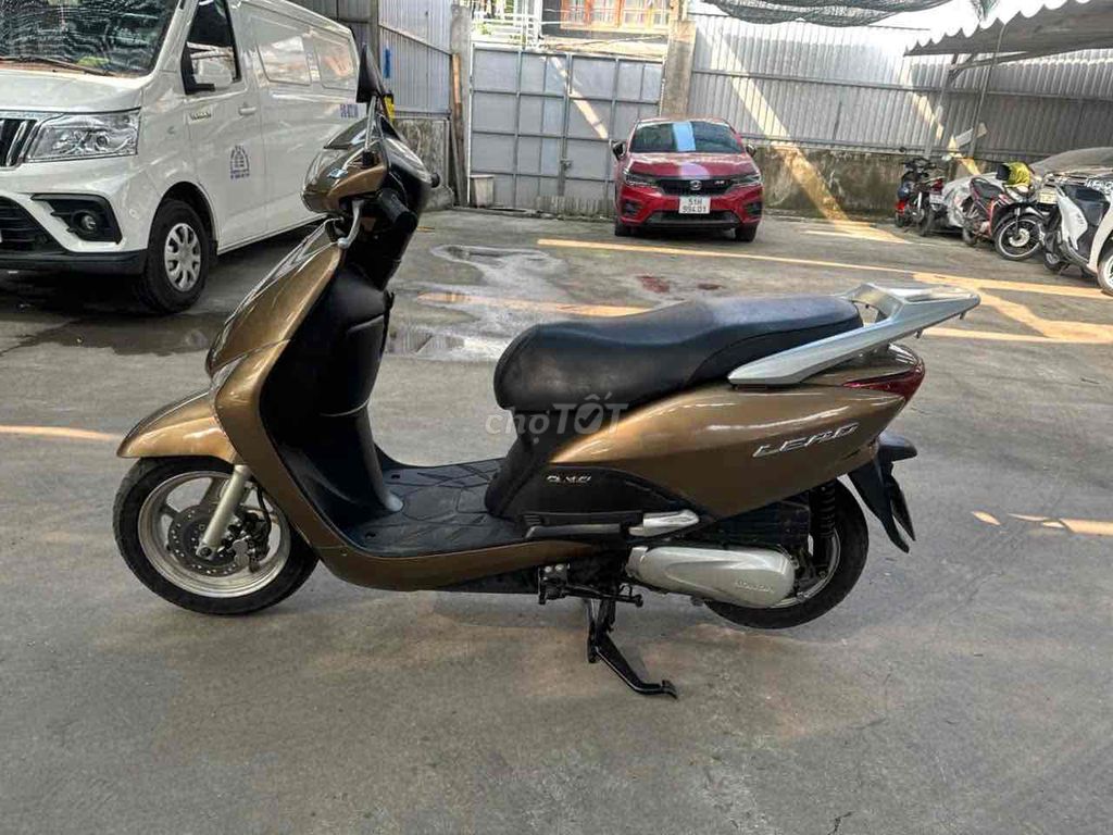 Honda Lead 110 Fi 2011 Vàng đồng. Mua bán Xe máy tại Quận Tân Phú Tp Hồ Chí Minh được đăng bởi nguyenxuanthinh quận tân phú  hình 2