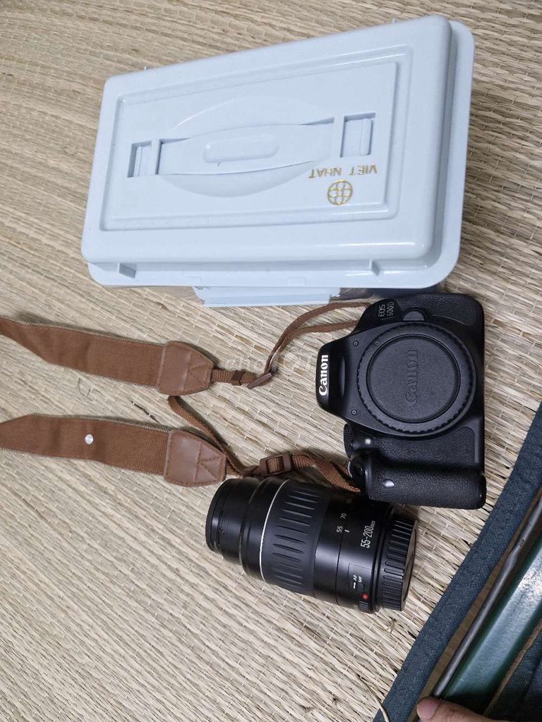 Máy ảnh Canon 600D ống kính 55-200mm Đen. Mua bán Máy ảnh, Máy quay tại Quận Hà Đông Hà Nội được đăng bởi nguyễn minh hình 1