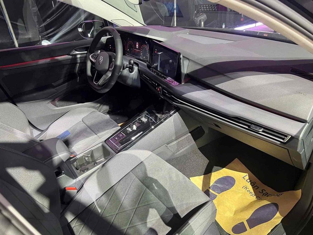 Golf  Chỉ 200Tr Nhận Xe. Cam kết Giá Tốt Nhât. Mua bán Ô tô tại Quận 10 Tp Hồ Chí Minh được đăng bởi Nguyễn Trí Thanh Tâm hình 6