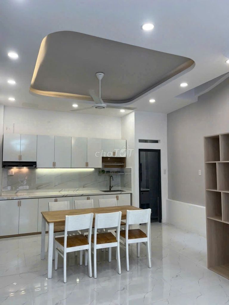 MỔ TIM BÁN GẤP CĂN HỘ LAVITA CHARM 72M2 2PN THỦ ĐỨC 1TỶ690TR