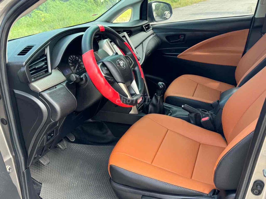 innova 2018 E MT đi 9v. Mua bán Ô tô tại Huyện Gia Lộc Hải Dương được đăng bởi Nhất Tín Ô Tô Hải Dương hình 9