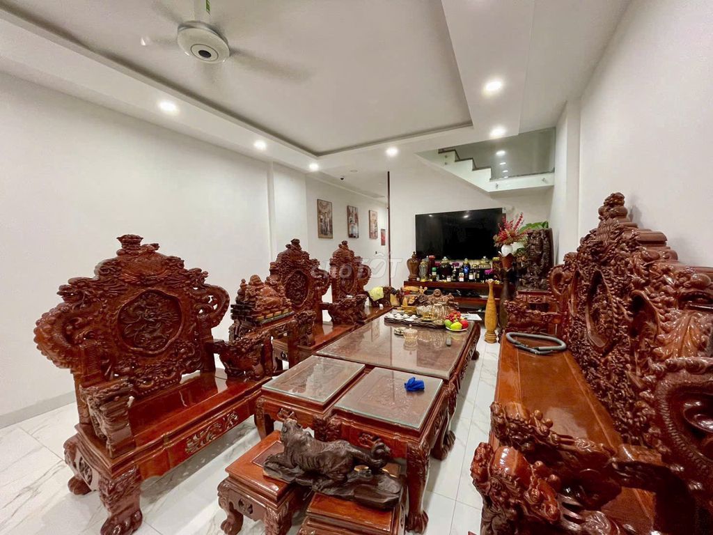 CHO THUÊ NHÀ Ở KINH DOANH CÓ THANG MÁY 4 PHÒNG NGỦ FULL NỘI THẤT KHU