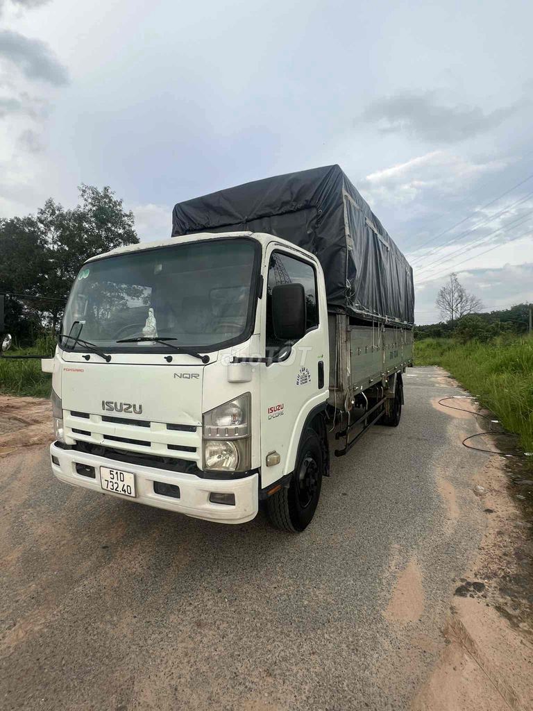 Isuzu 5 tấn 2013 (5760x2090x2420)