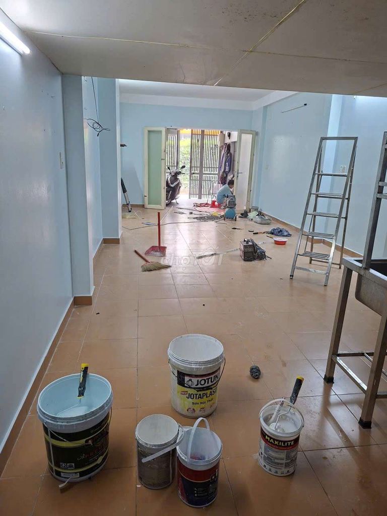 Nhà trệt khu an ninh sạch sẽ